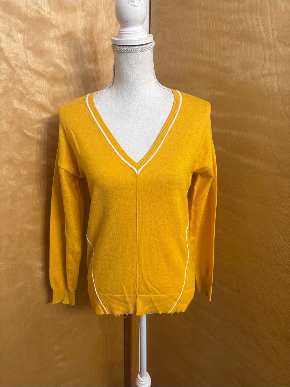 NWOT Fortune + Ivy Mustard Yellow V-Neck Sweater Size XS